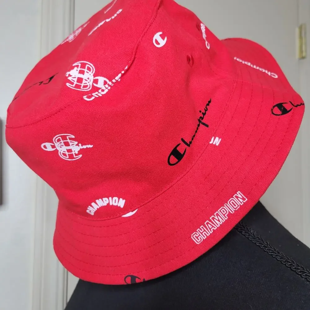 NWOT Champion Reversible Logo Script Bucket Hat L/XL Red All Over Print Spellout